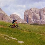 Découvrez les Meilleurs Stages VTT pour un Été Rempli d'Aventures